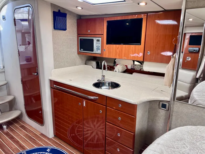 Still Groovin Yacht Photos Pics 