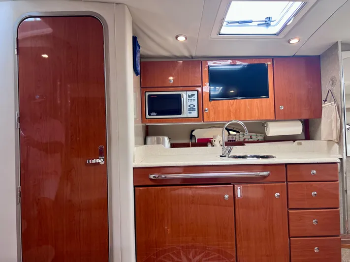 Still Groovin Yacht Photos Pics 