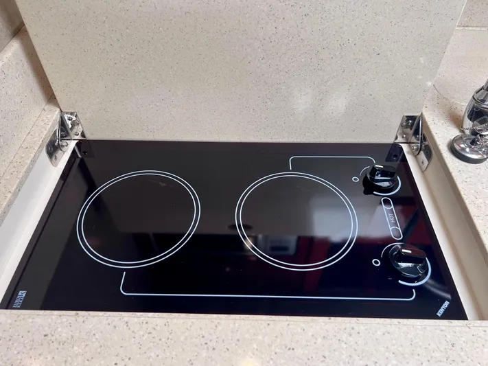 Still Groovin Yacht Photos Pics 