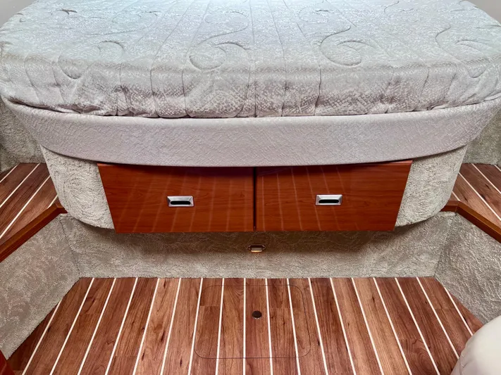 Still Groovin Yacht Photos Pics 