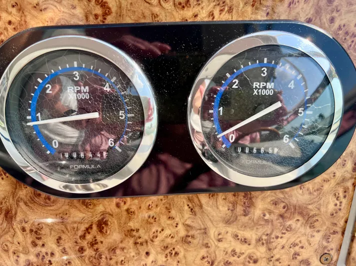 Still Groovin Yacht Photos Pics 