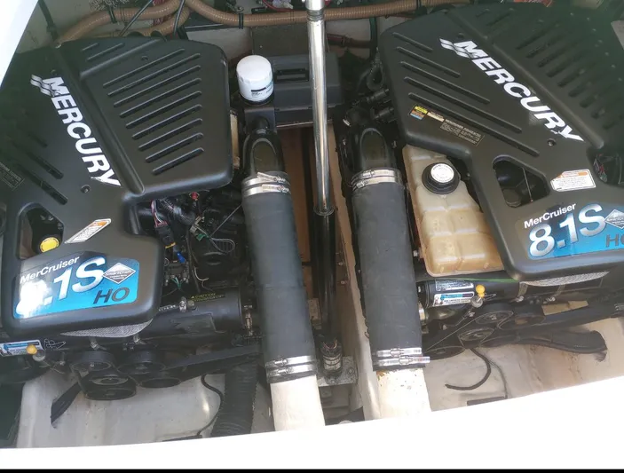 Still Groovin Yacht Photos Pics 