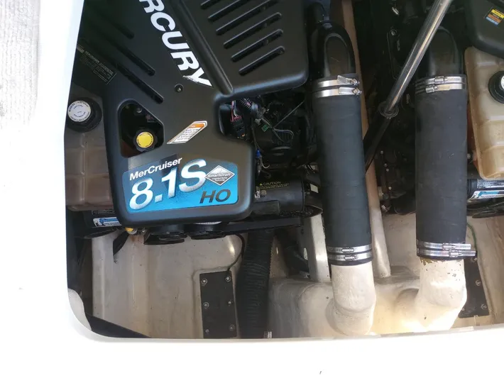 Still Groovin Yacht Photos Pics 