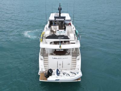 Yacht
