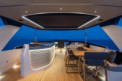 Yacht
