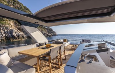 Yacht