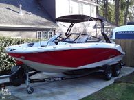 2016 Scarab 215