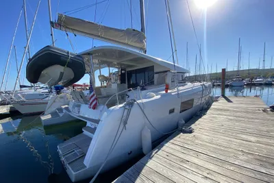 Lagoon 42