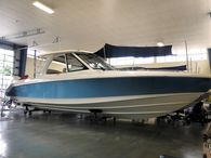 2023 Boston Whaler 380 Realm