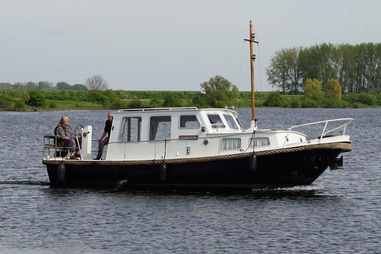 Vlet van Pelt 900 | 9m | 1979 | Boats and Outboards