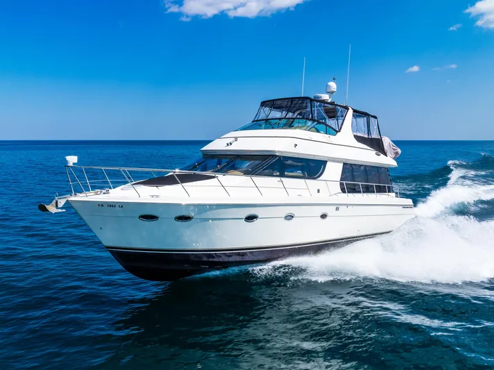 Lost In Paradise III Yacht Photos Pics 