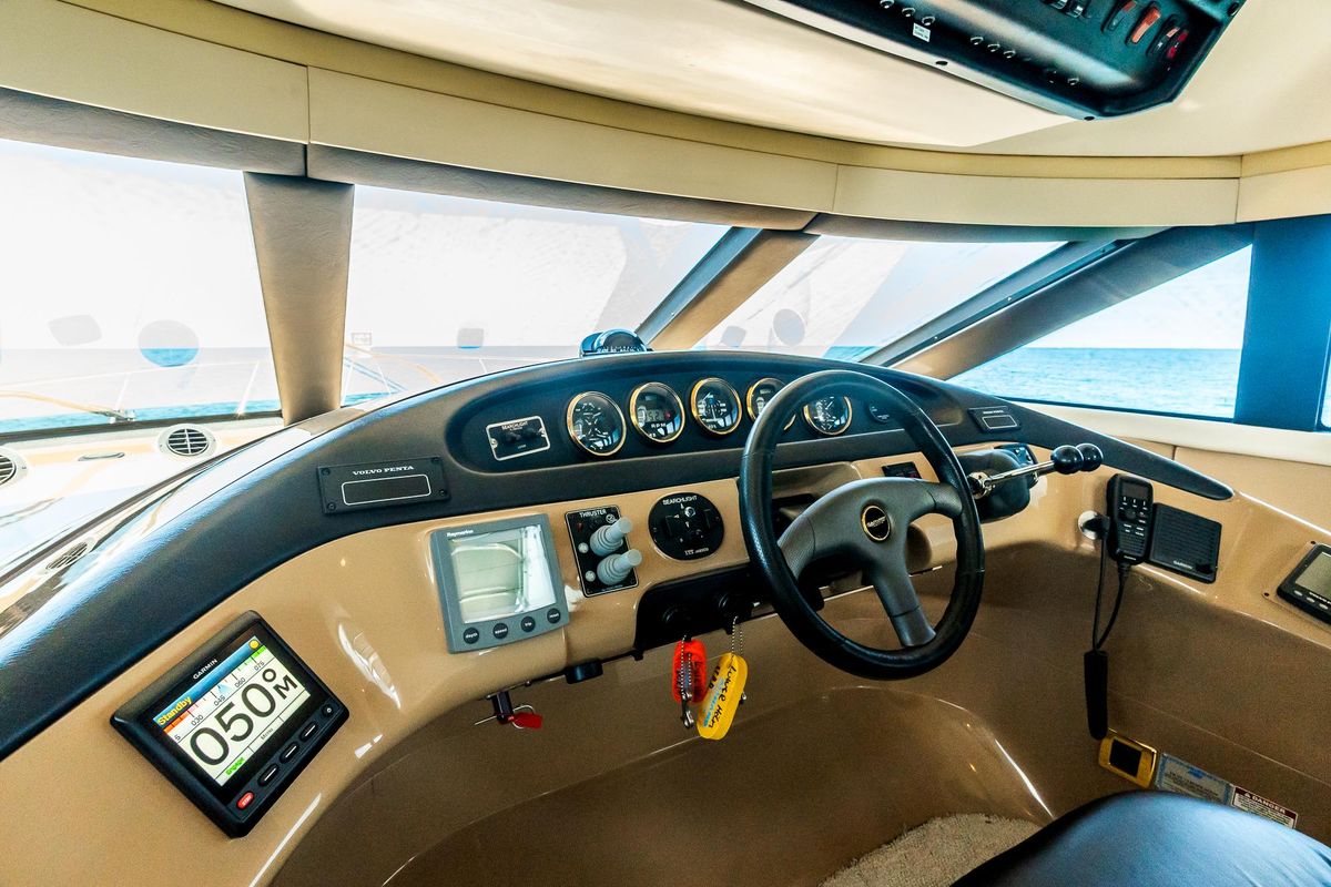 2004 Carver 57 