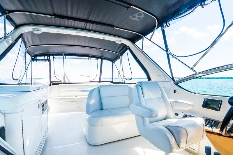 Lost In Paradise III Yacht Photos Pics 