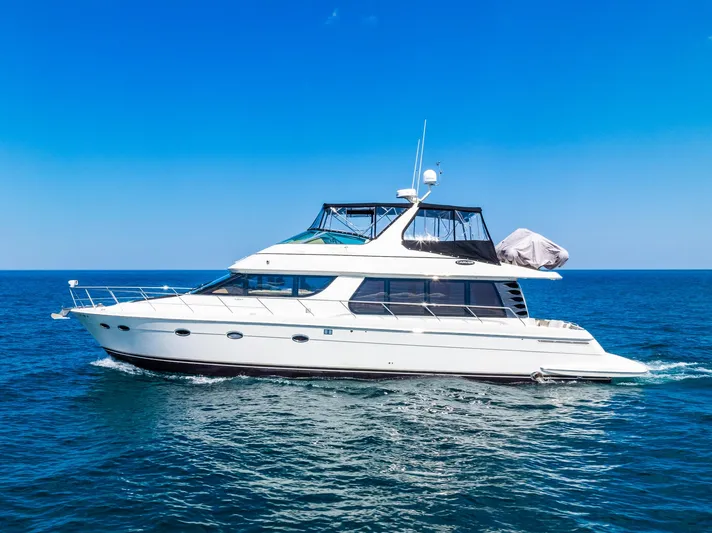 Lost In Paradise III Yacht Photos Pics 