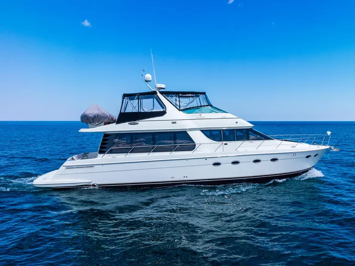 Lost In Paradise III Yacht Photos Pics 