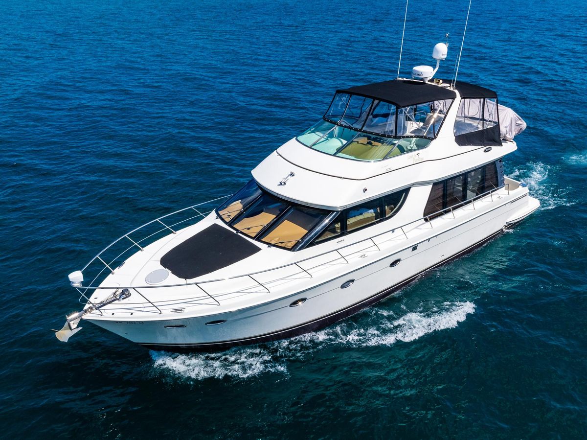 2004 Carver 57 