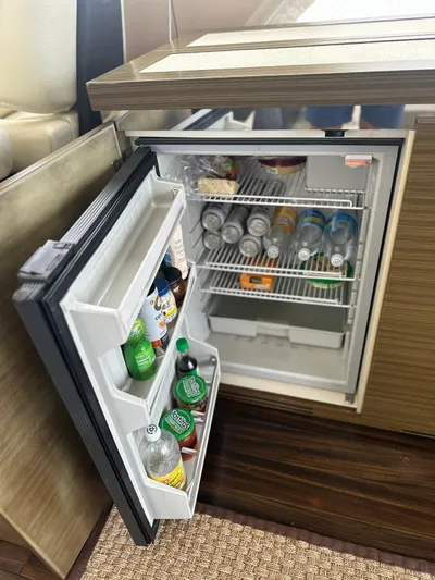 Encore Yacht Photos Pics 