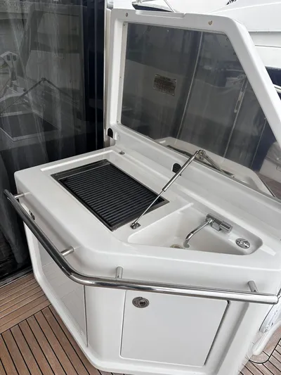 Encore Yacht Photos Pics 