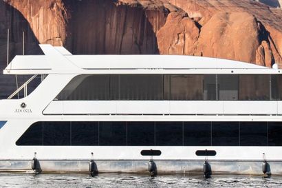 2022 87' Adonia-Radiance Share #3 Page, AZ, US