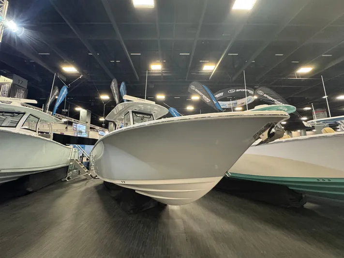  Yacht Photos Pics 2025 SPORTSMAN 282 OPEN - Image 2