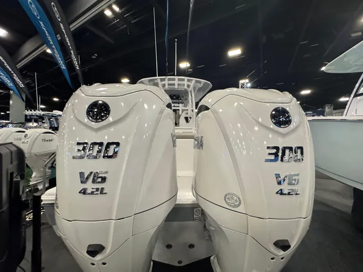  Yacht Photos Pics 2025 SPORTSMAN 282 OPEN - Image 5