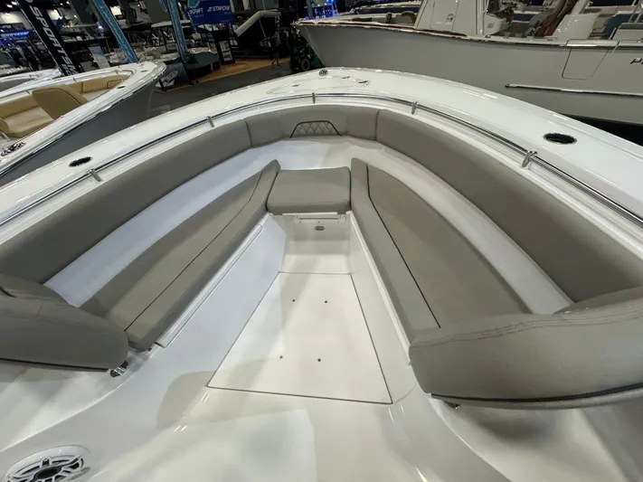  Yacht Photos Pics 2025 SPORTSMAN 282 OPEN - Image 13