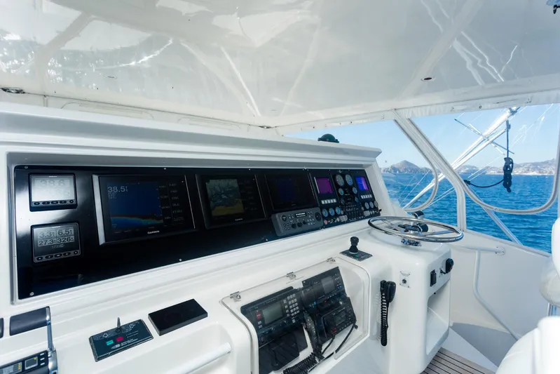 Chill&rsquo;n Yacht Photos Pics 