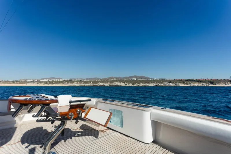 Chill&rsquo;n Yacht Photos Pics 