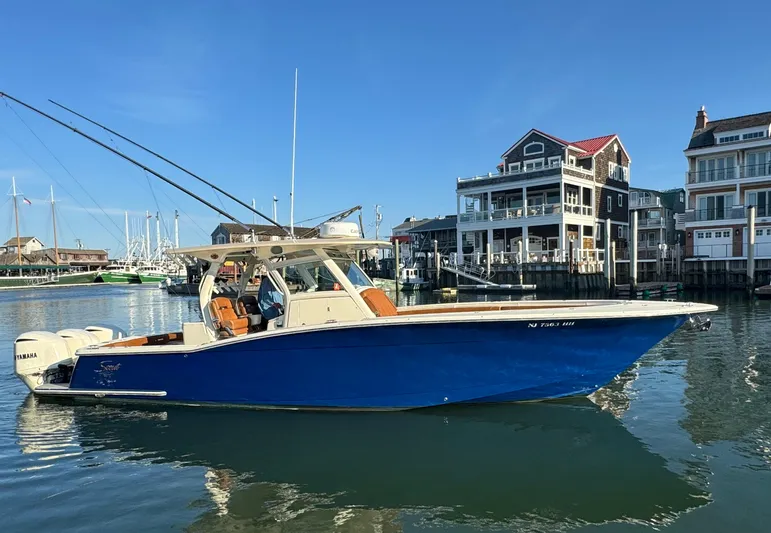 Electric Ark Yacht Photos Pics 