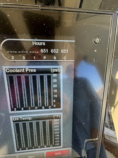 Electric Ark Yacht Photos Pics 