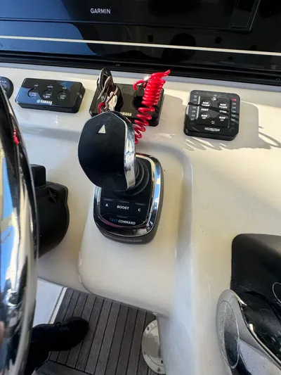 Electric Ark Yacht Photos Pics 