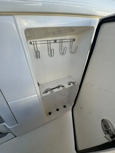 Electric Ark Yacht Photos Pics 