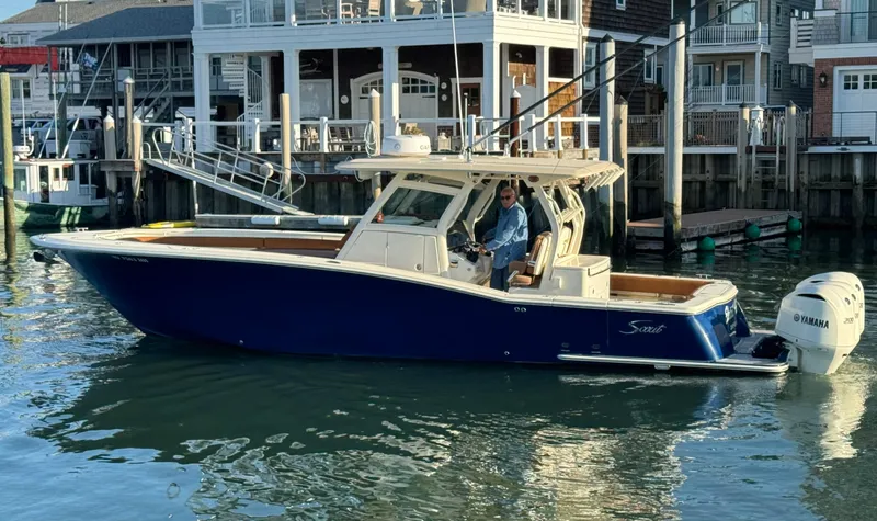 Electric Ark Yacht Photos Pics 