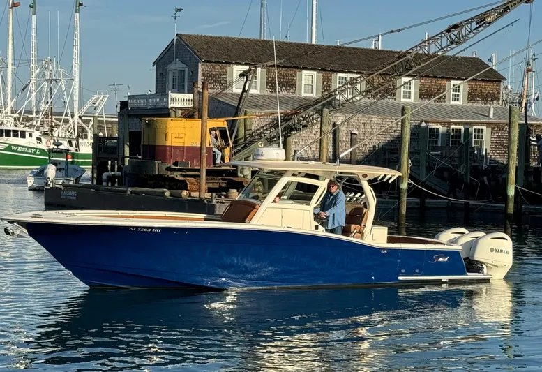 Electric Ark Yacht Photos Pics 