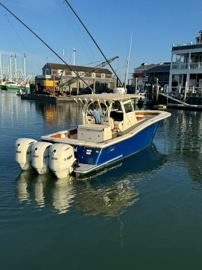 Electric Ark Yacht Photos Pics 