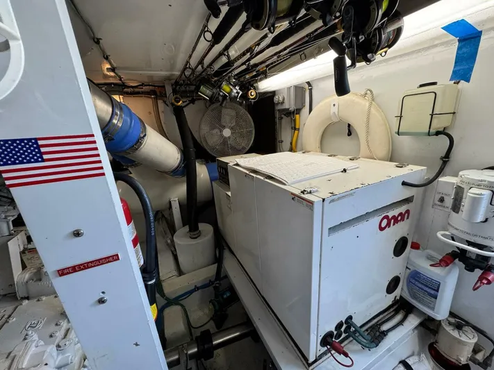 Moonshine Yacht Photos Pics 