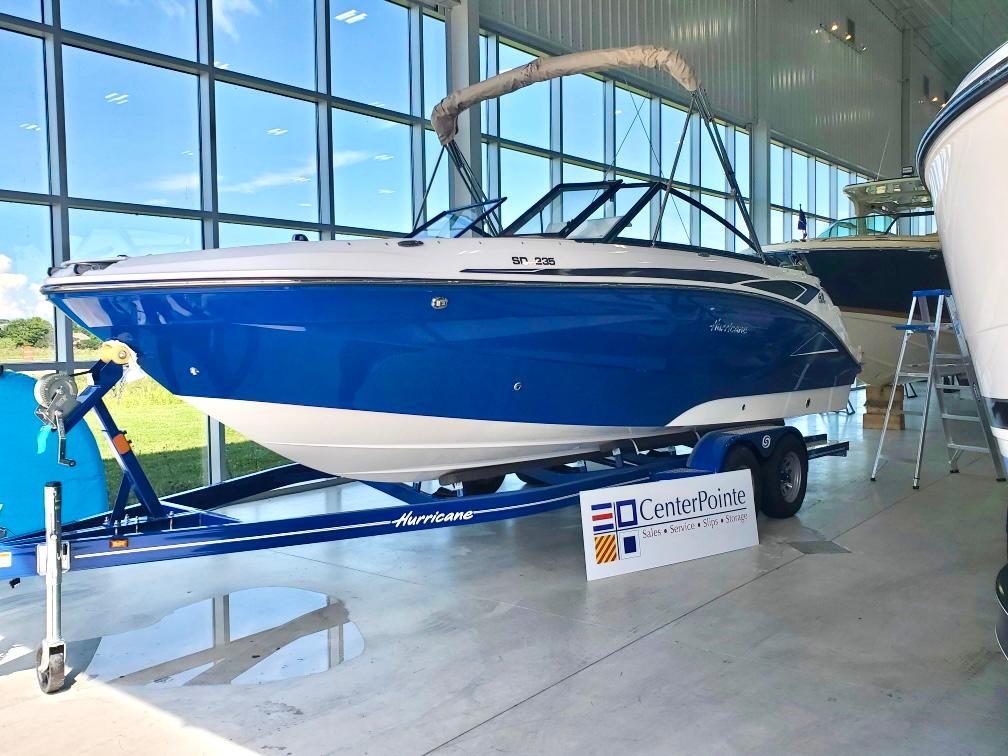 2022 Hurricane SD235 Deck Boat- Full Windshield