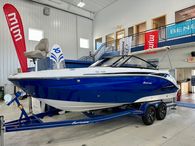 2022 Hurricane SD235 Deck Boat- Full Windshield