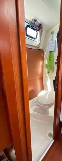 Head Office Yacht Photos Pics 