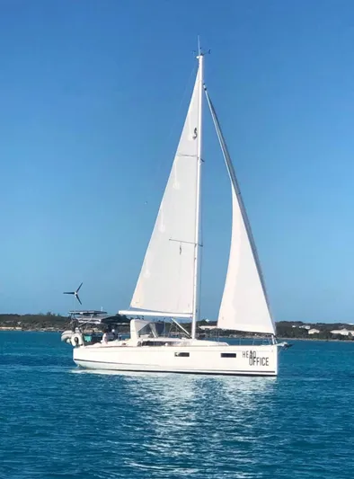 Head Office Yacht Photos Pics 