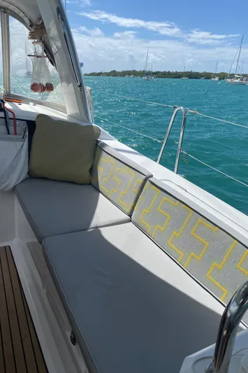 Head Office Yacht Photos Pics 