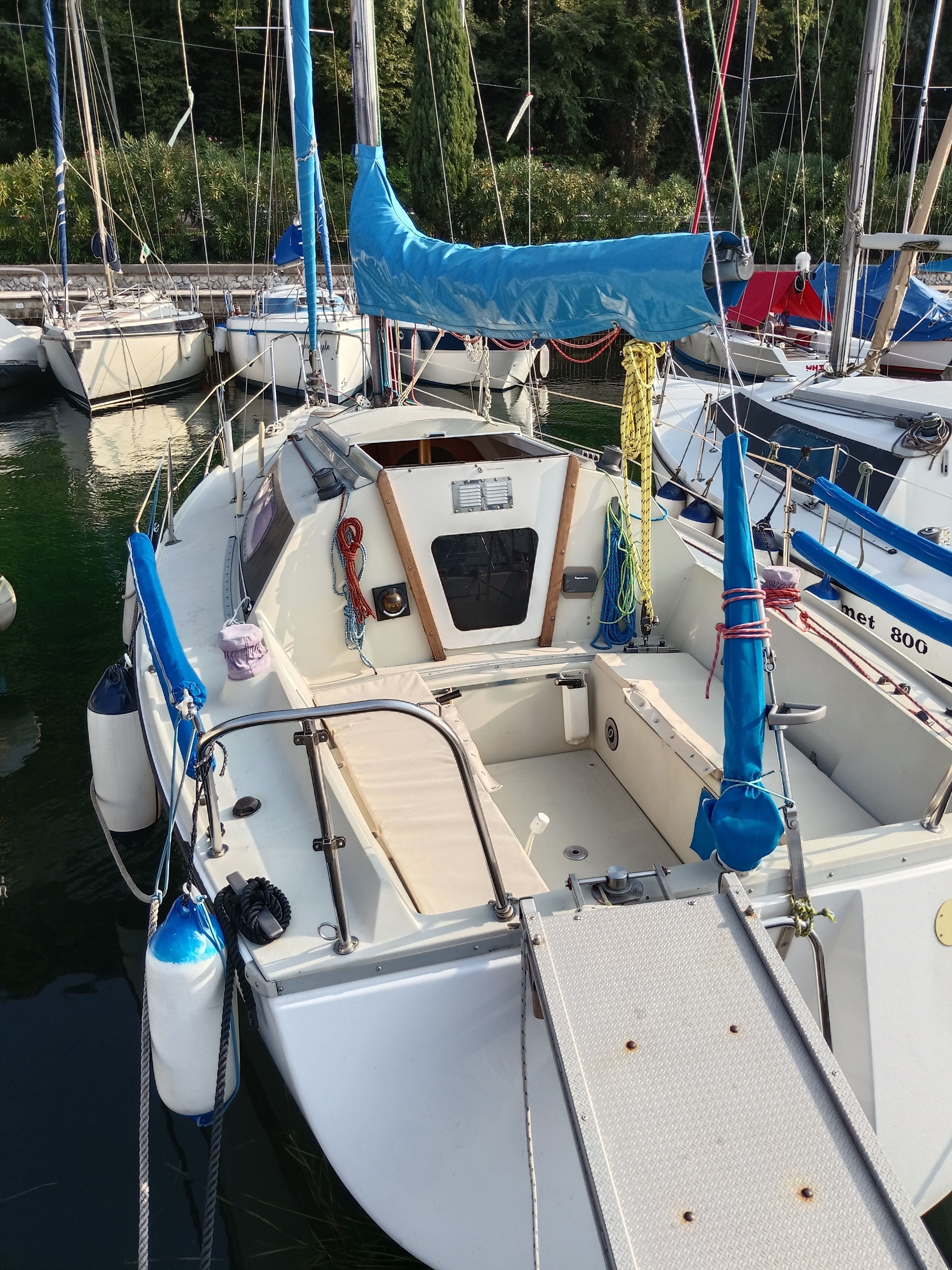 1981 Comar Comet 800