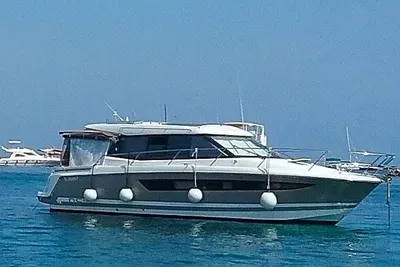 2012 Jeanneau NC 11