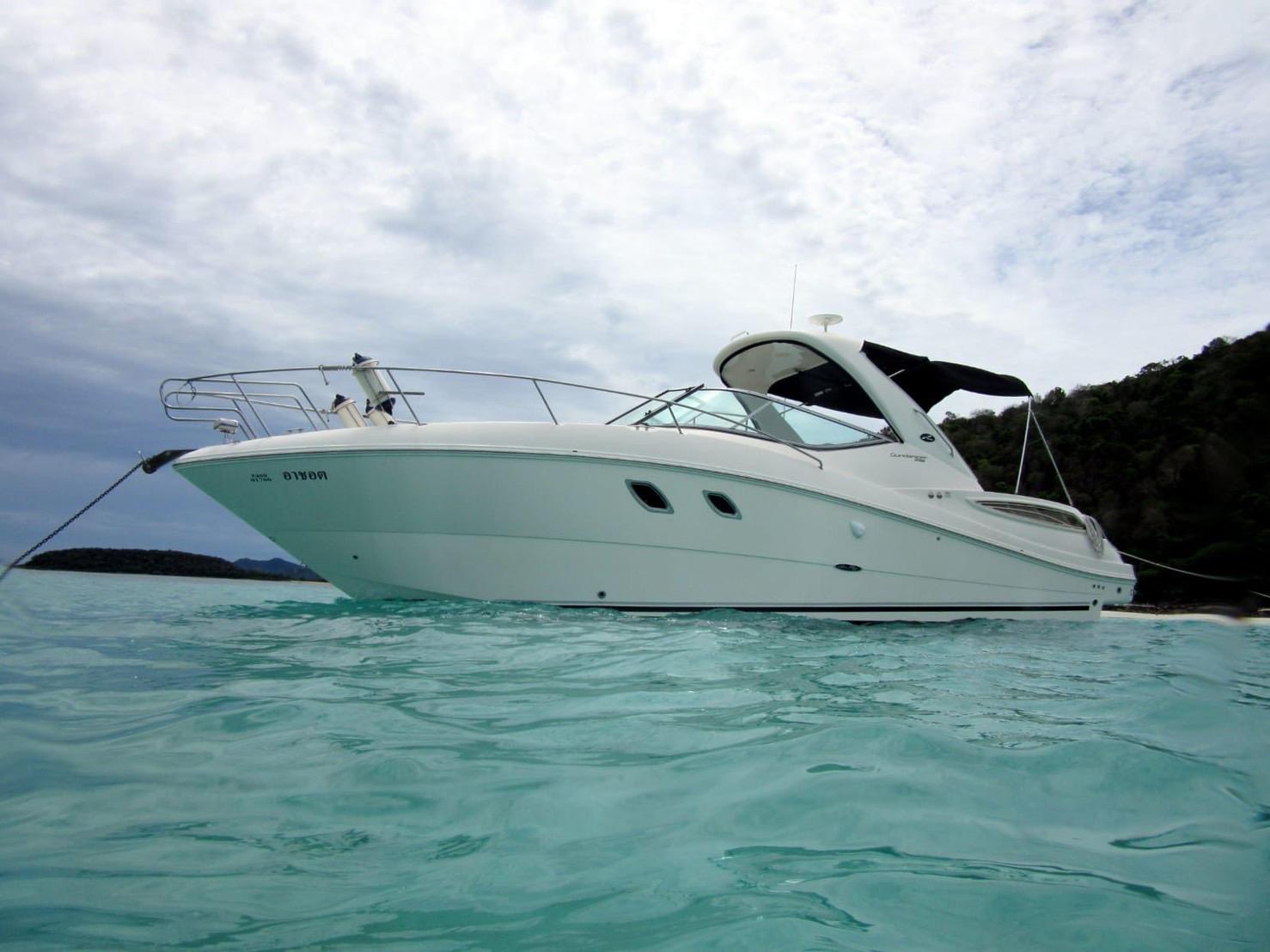 2011 Sea Ray 330 Sundancer