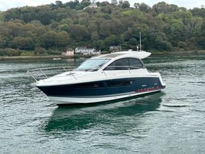 2012 Jeanneau Leader 9