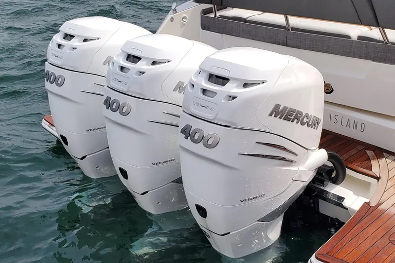 Pouge Life Yacht Photos Pics Triple Mercury Verado 400 outboard engines on a 2021 Tiara Sport 38 LS boat.