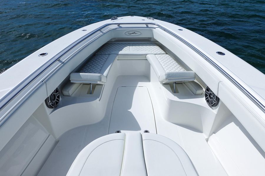 2021 BlackWater 43 Sportfish