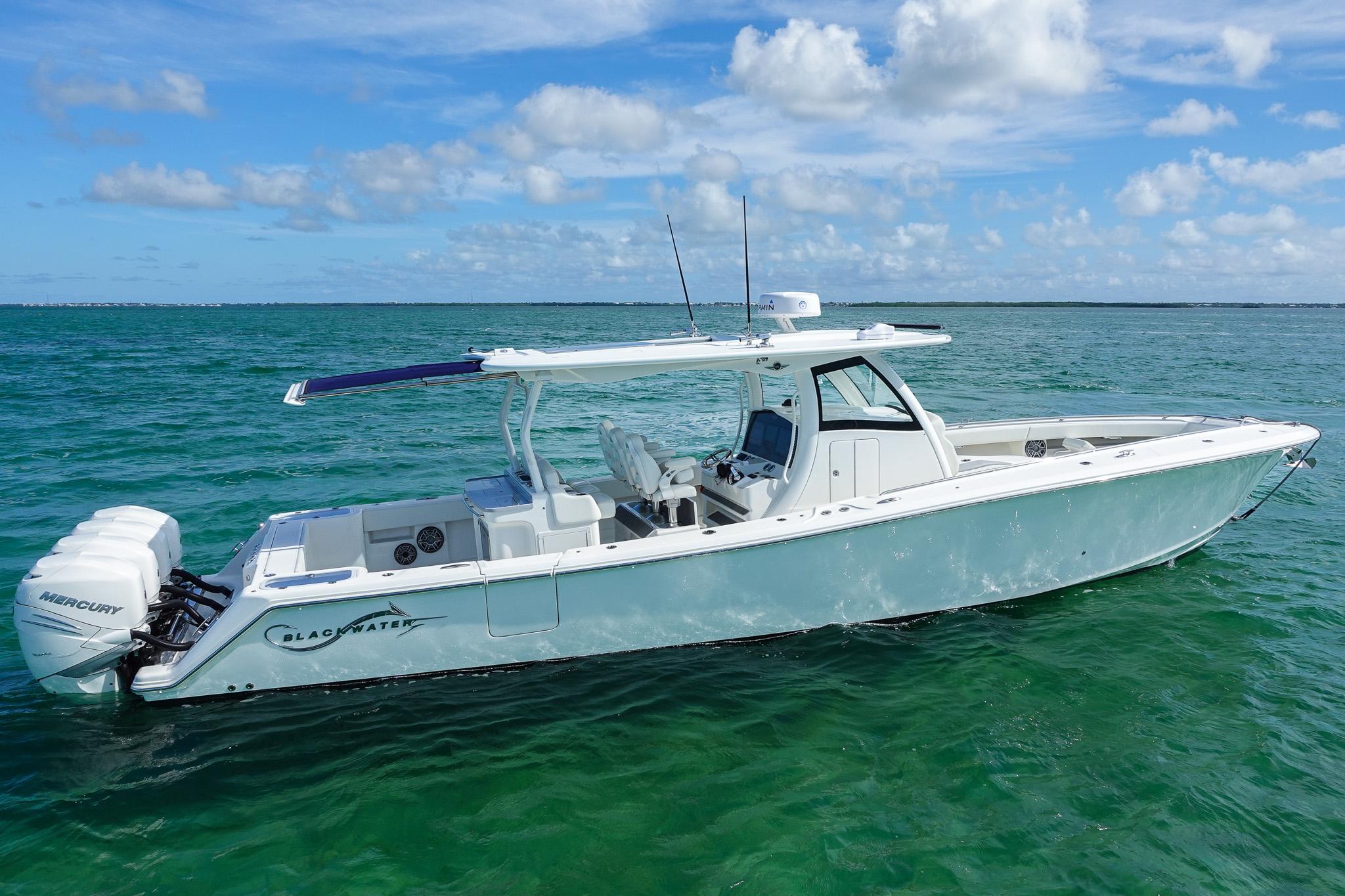 2021 BlackWater 43 Sportfish