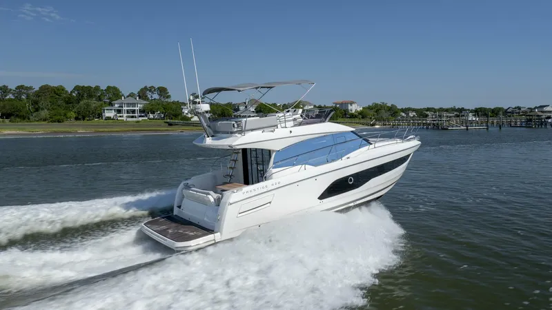  Yacht Photos Pics 2024 Prestige 420 - Image 2