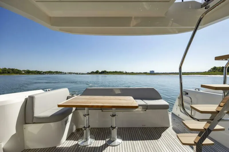  Yacht Photos Pics 2024 Prestige 420 - Image 20